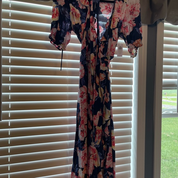 NWT Old Navy Ruffle Tie - Picture 2 of 4